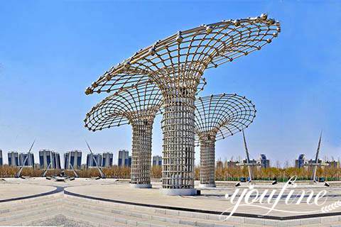 large metal yard sculptures