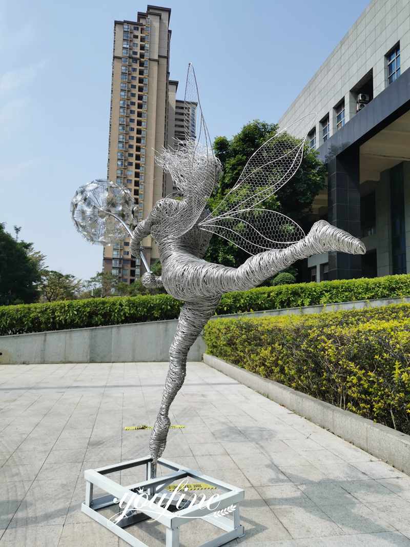 Choose a Reliable Sculpture Manufacturer: