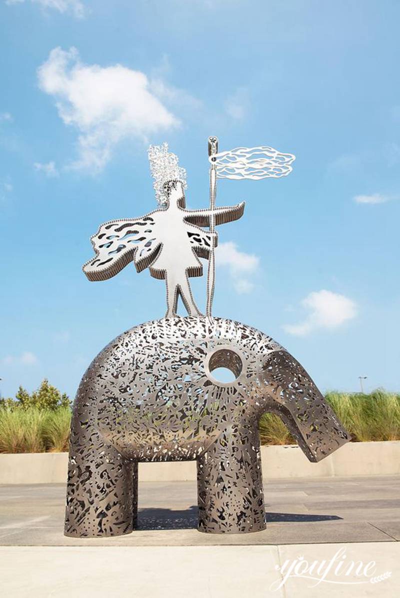 Outdoor Steel Sculpture Description: